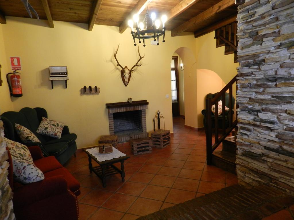 Alojamiento Rural La Rabida 25 Cumbres Mayores Exterior foto